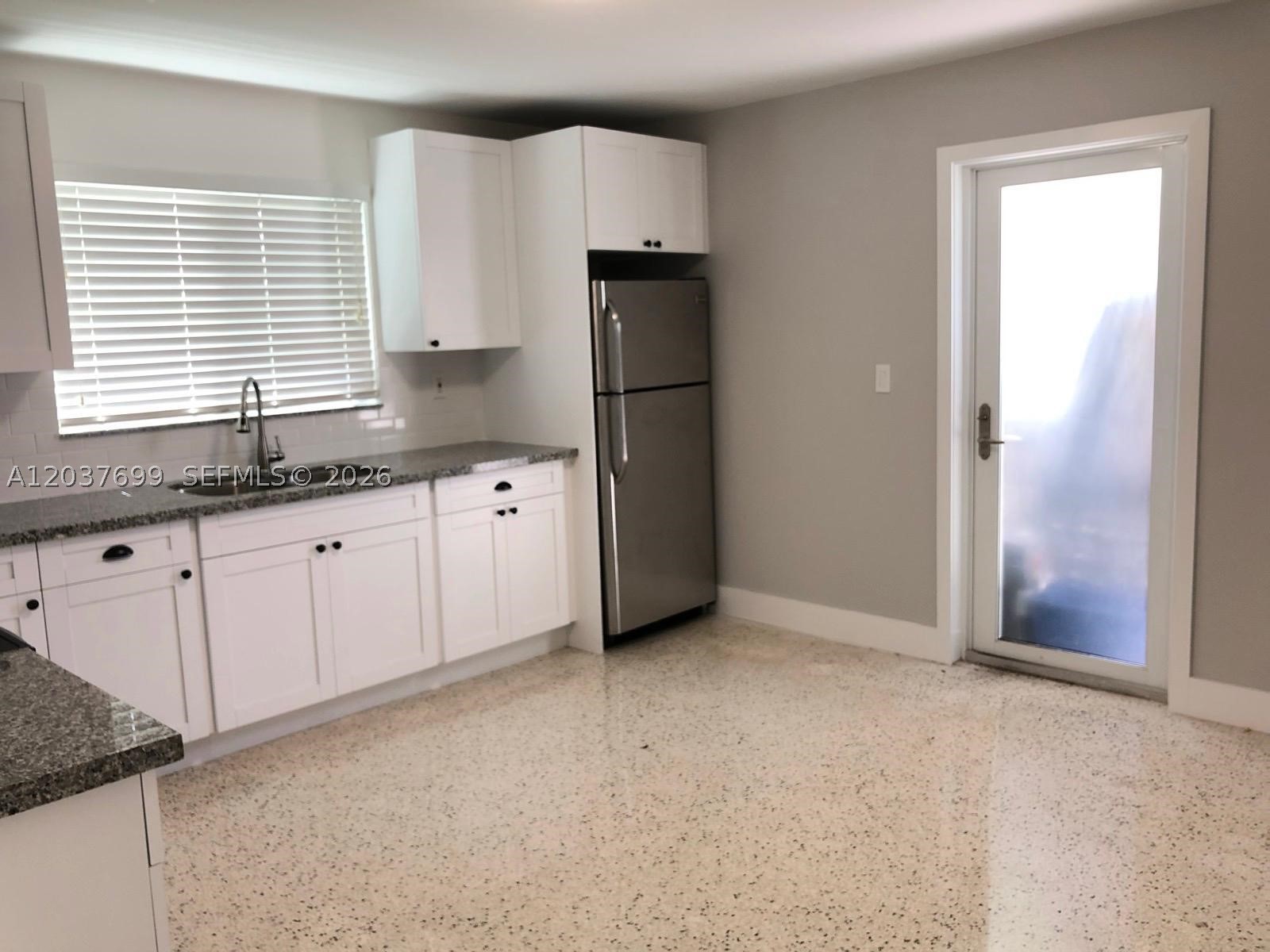 ADRIATIC SUB - Residential Lease