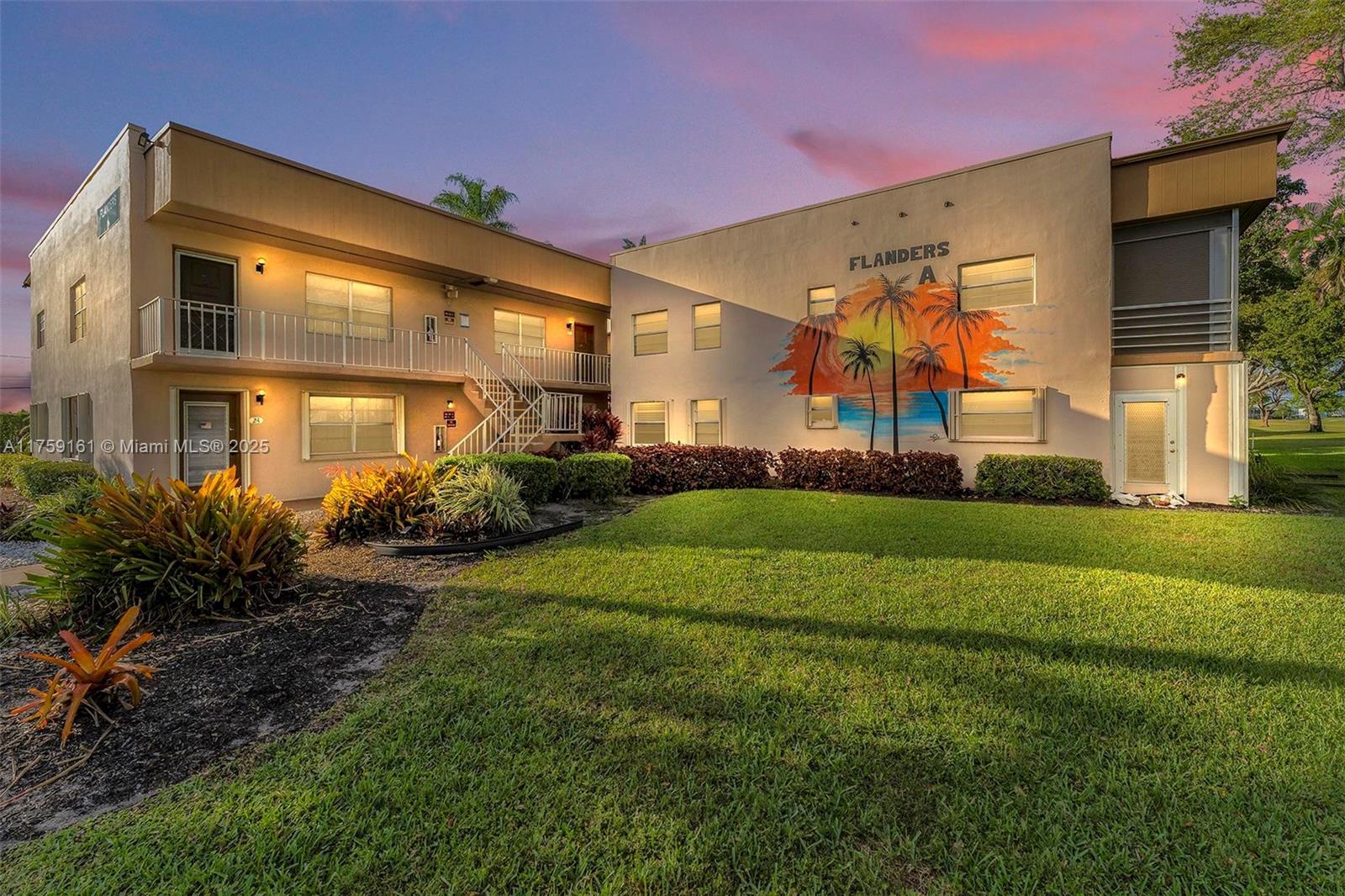 KINGS POINT FLANDERS COND - Residential