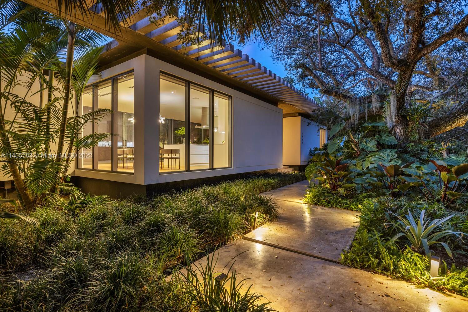 PINE TREE ESTATES - Residential