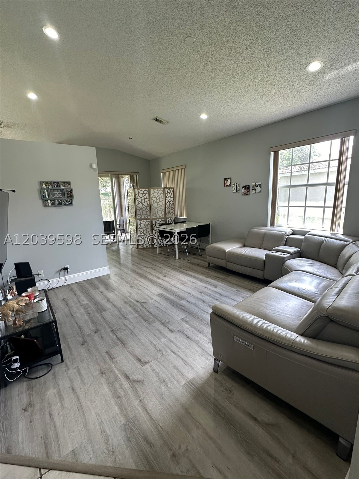 ARAGON SEC ONE - Residential