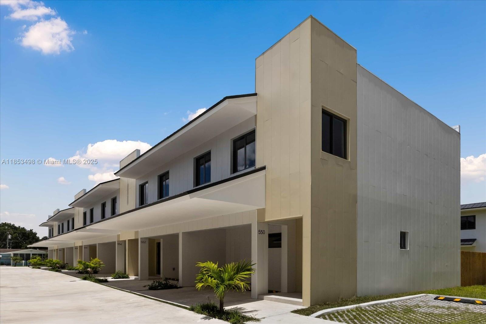 SUNNYLAND PARK NO 2 - Residential