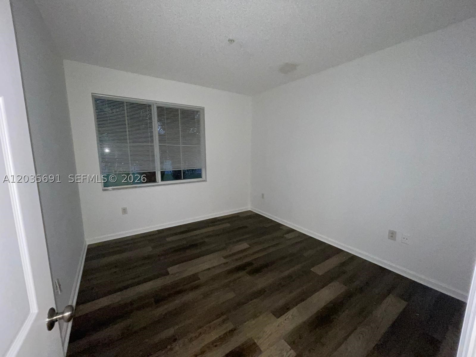 PALMS POINT(THE)CONDO - Residential Lease