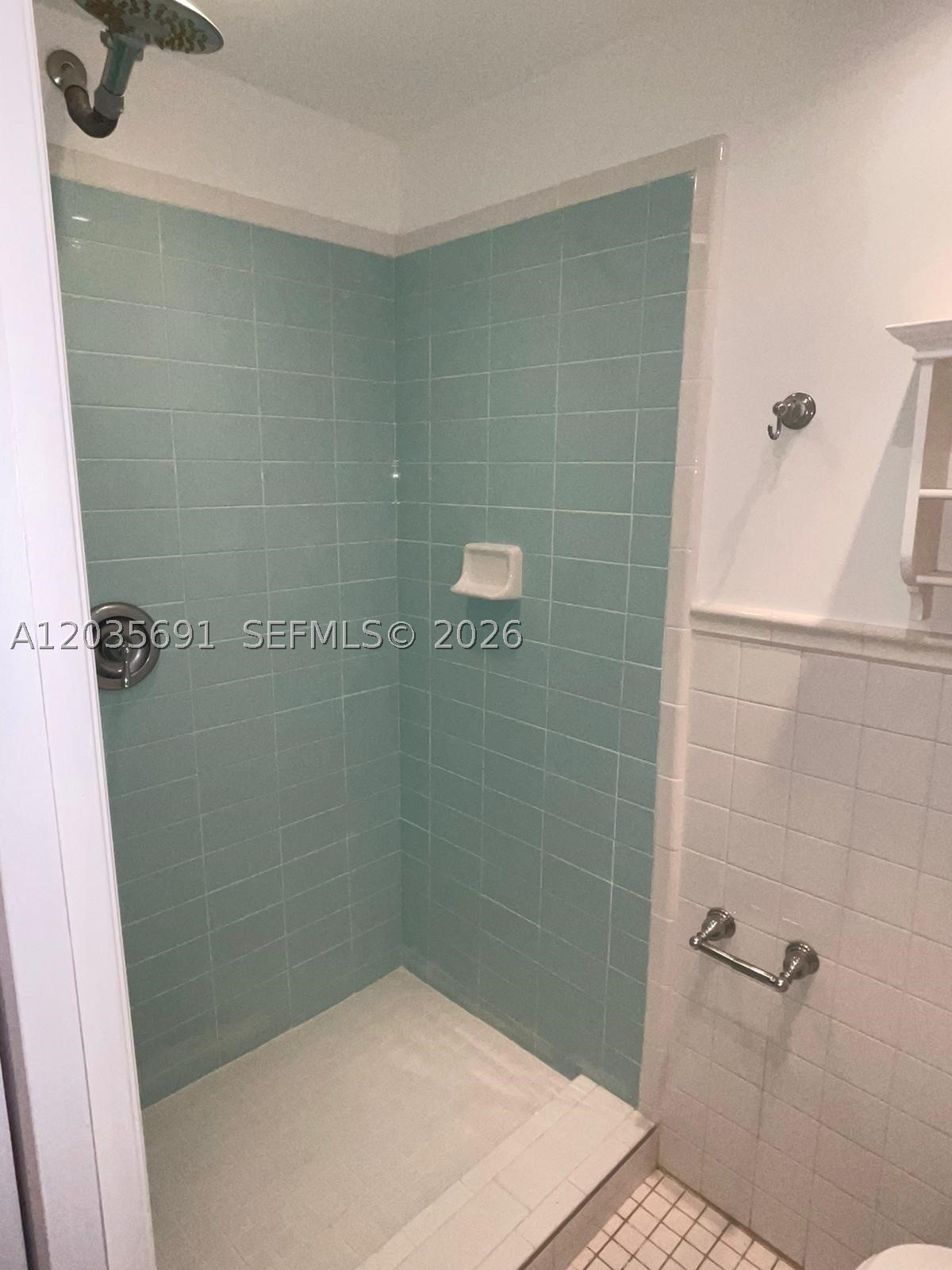 PALMS POINT(THE)CONDO - Residential Lease