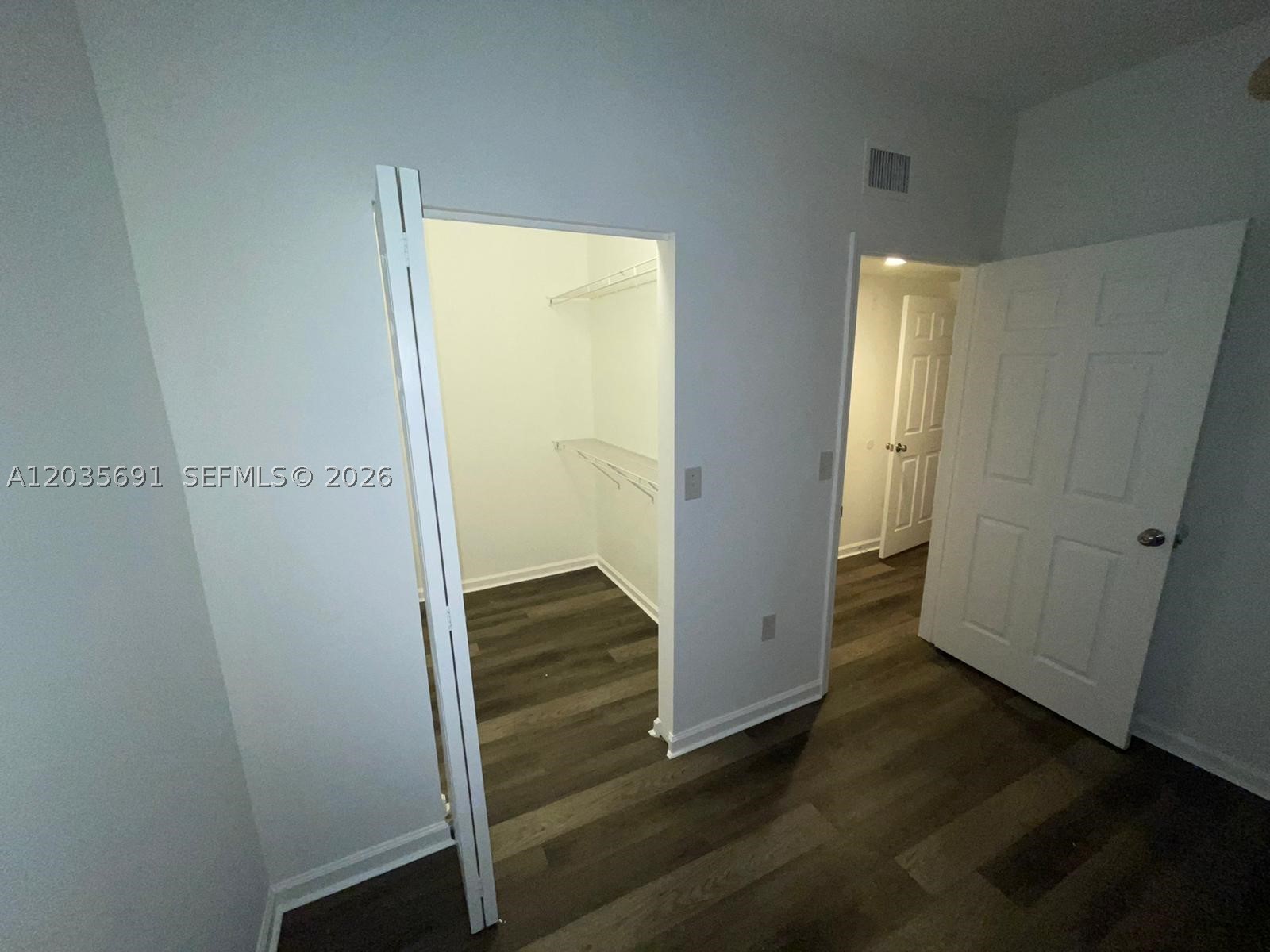 PALMS POINT(THE)CONDO - Residential Lease