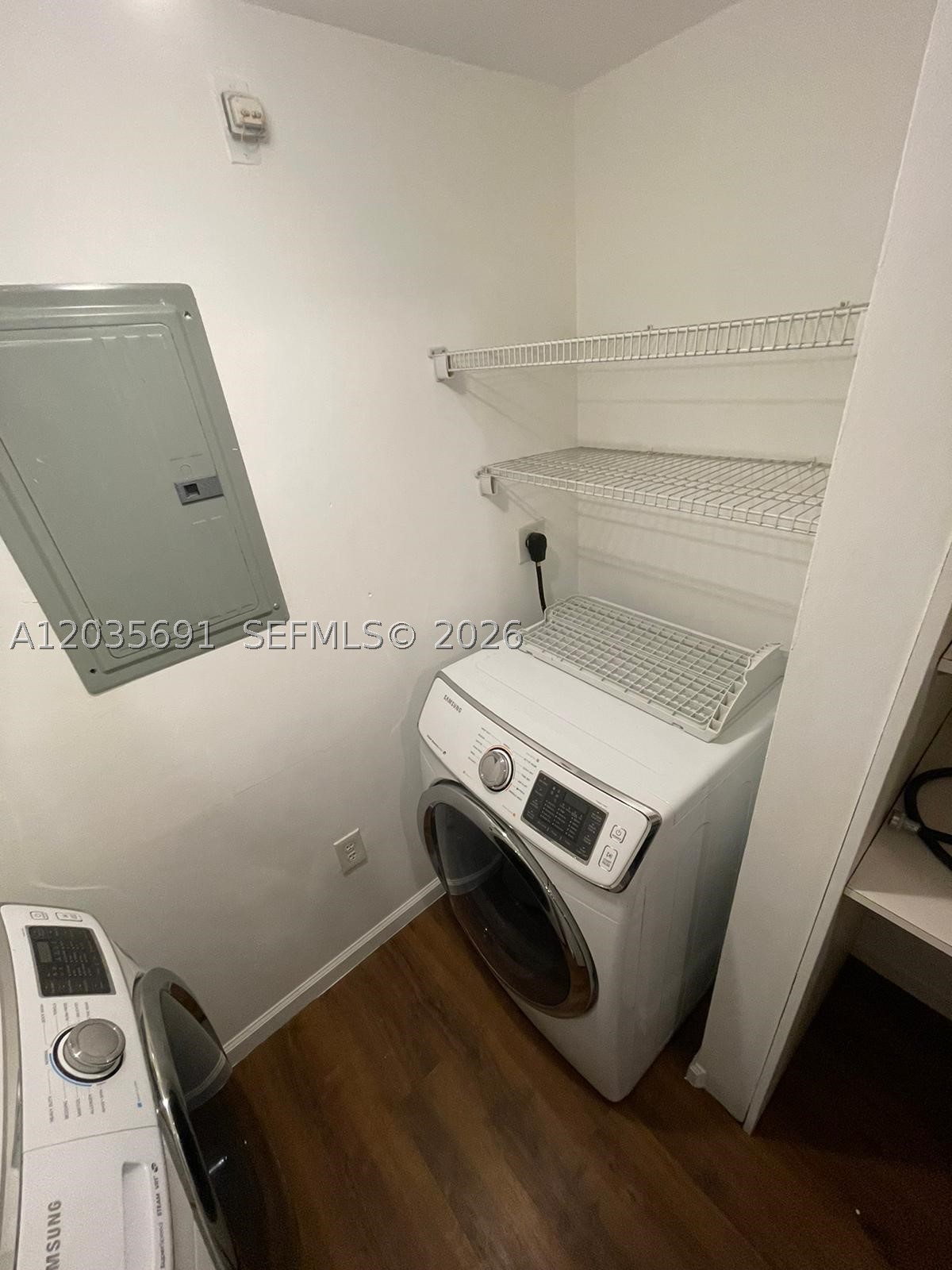 PALMS POINT(THE)CONDO - Residential Lease