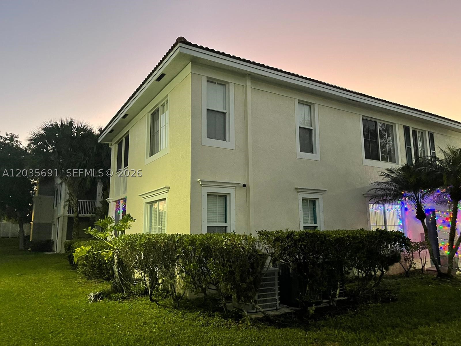PALMS POINT(THE)CONDO - Residential Lease
