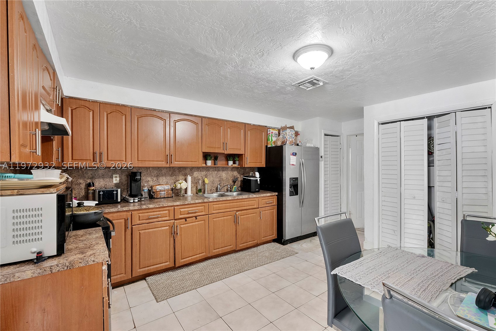 ARCH CREEKS ESTATES - Residential Income