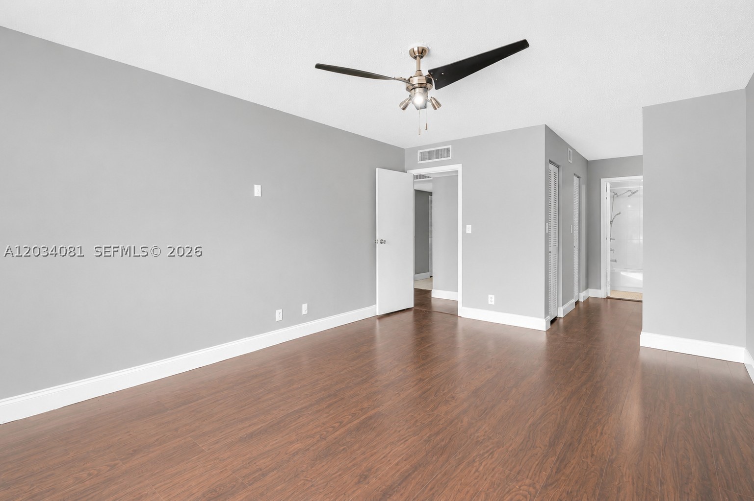 INVERRARY COUNTRY CLUB - Residential Lease