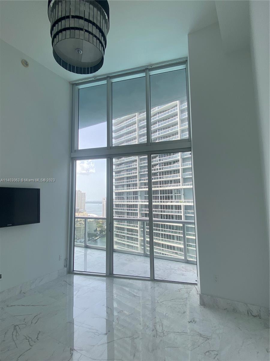 ICONBRICKELL CONDO NO 1 - Residential Lease