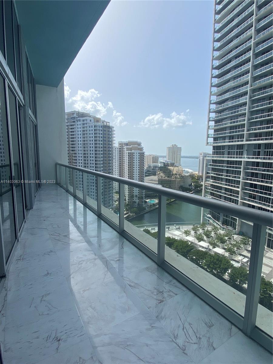 ICONBRICKELL CONDO NO 1 - Residential Lease