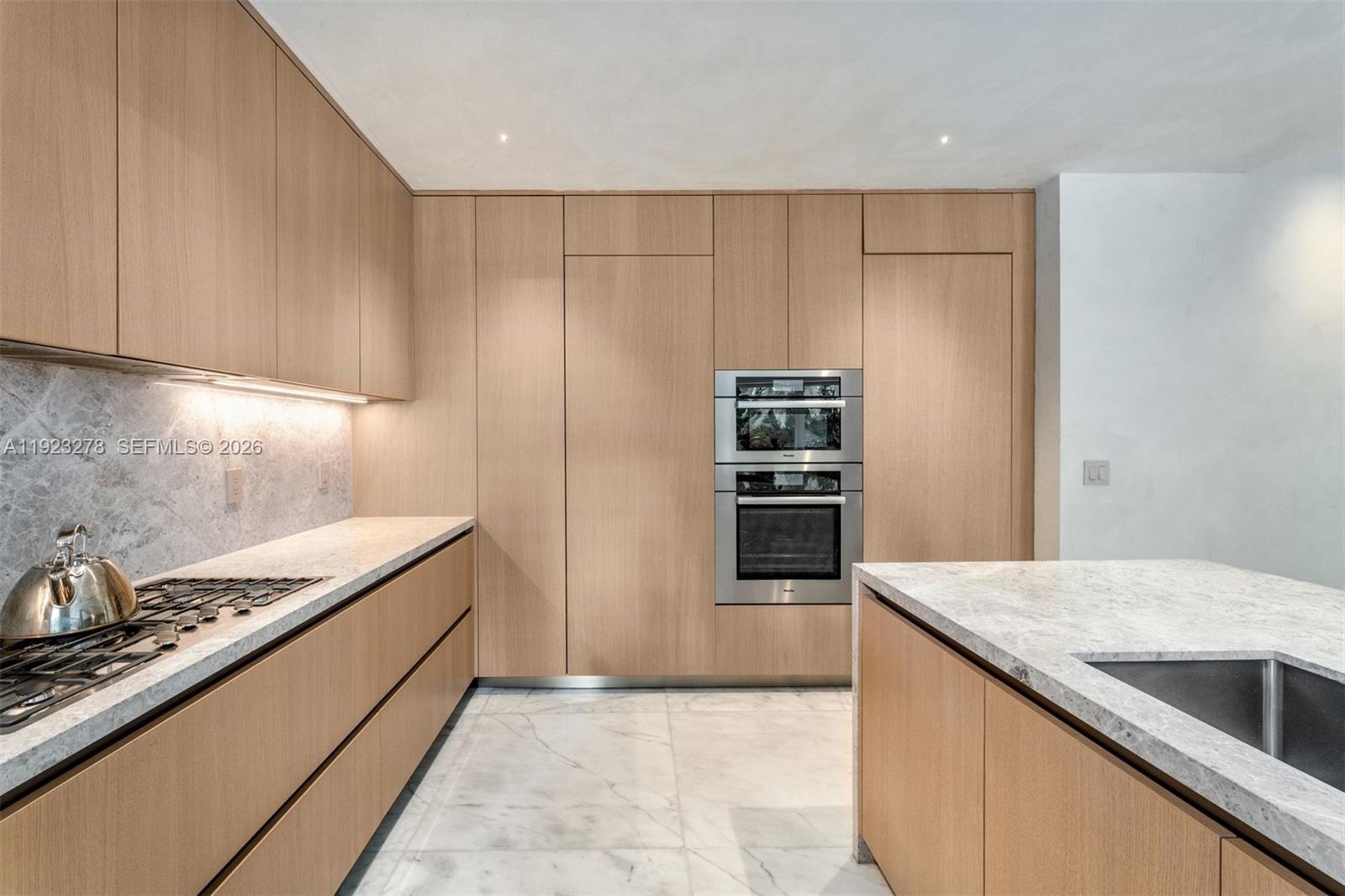 NATOMA MANORS RE SUB - Residential