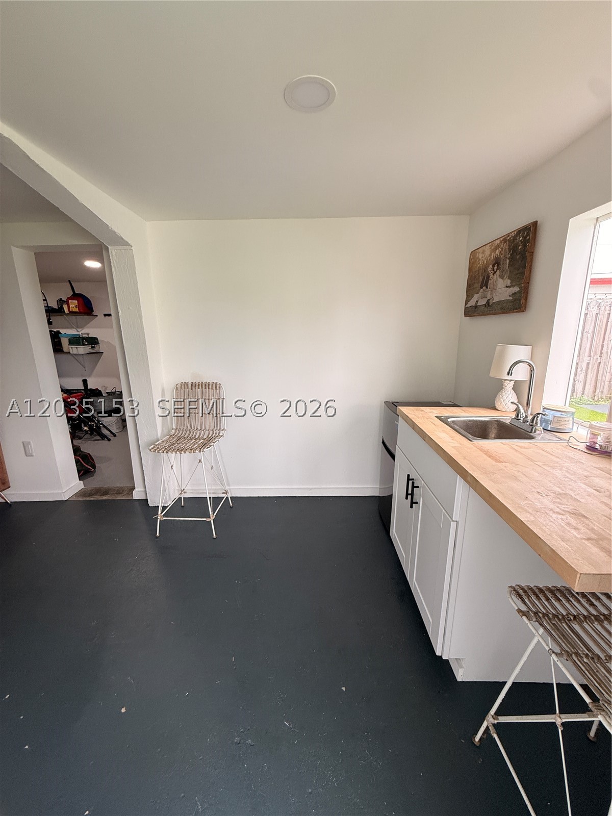 TROPICAL ESTS - Residential