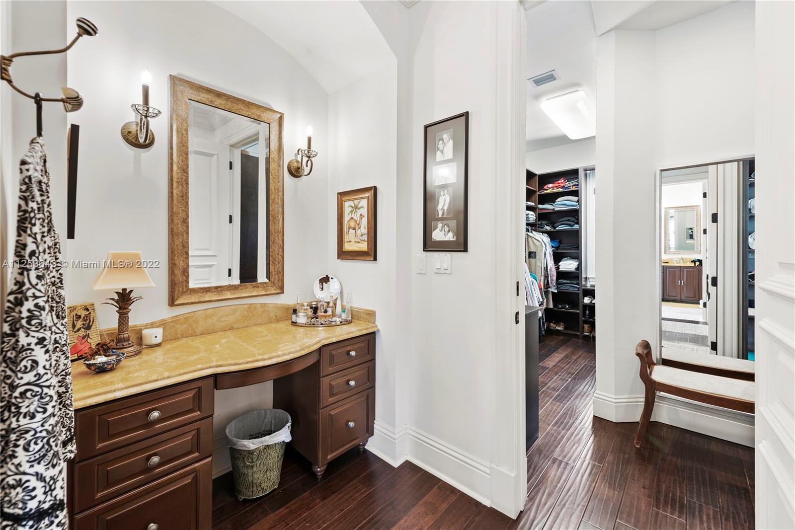 SUNRISE HARBOUR REV PL - Residential