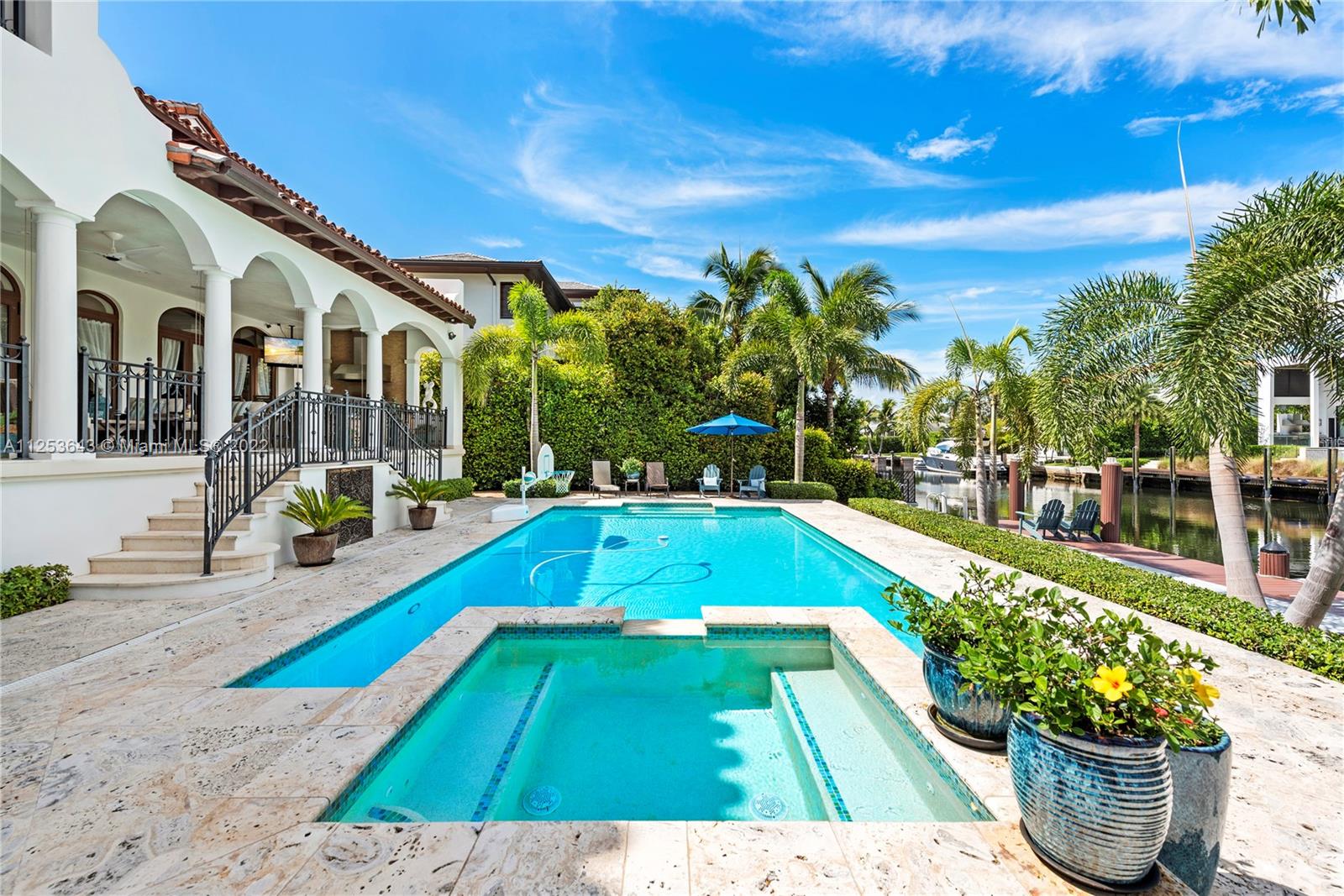 SUNRISE HARBOUR REV PL - Residential