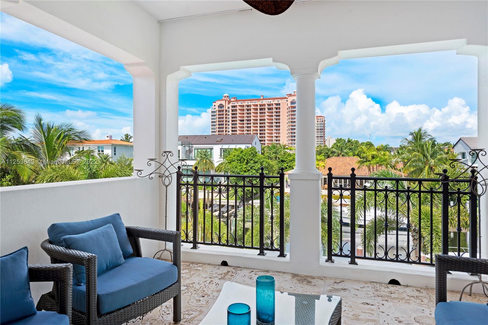 SUNRISE HARBOUR REV PL - Residential