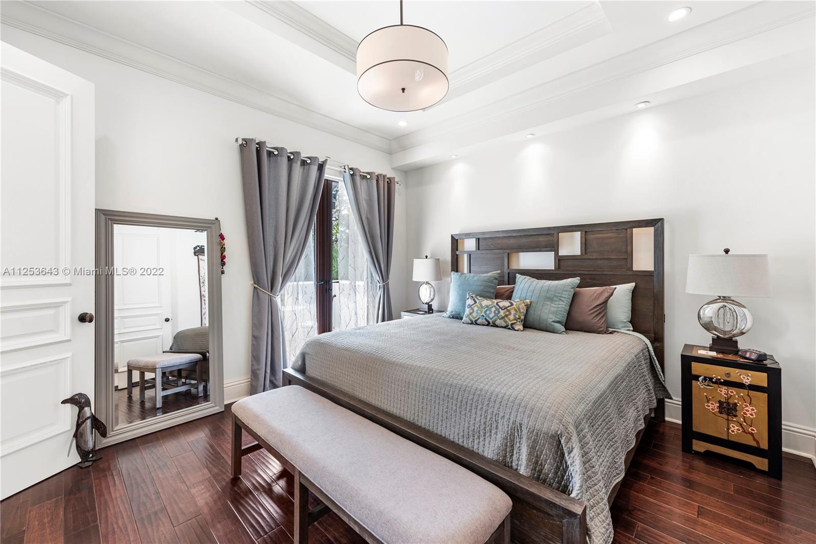 SUNRISE HARBOUR REV PL - Residential