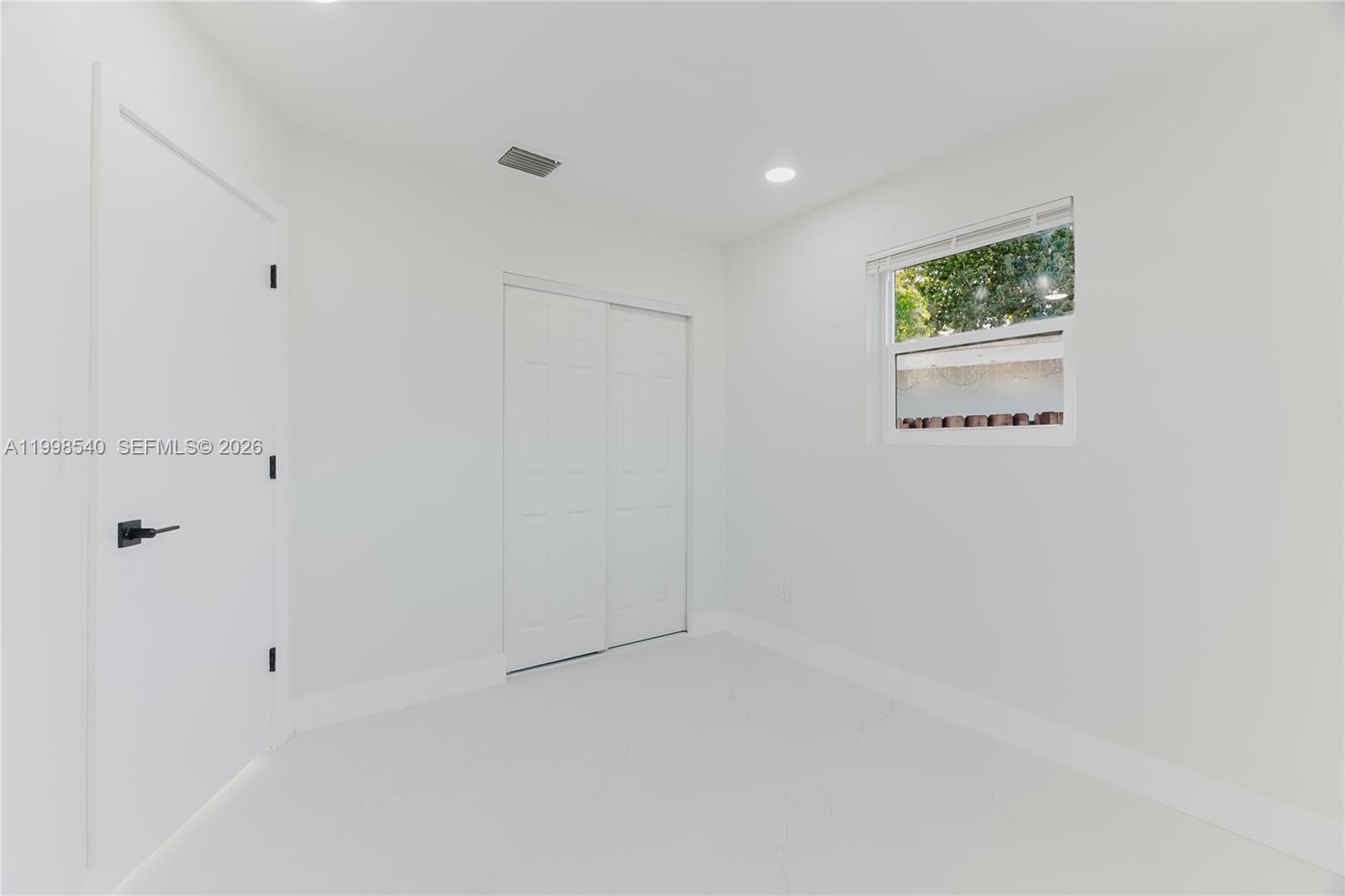LAKE FOREST SEC 4 - Residential