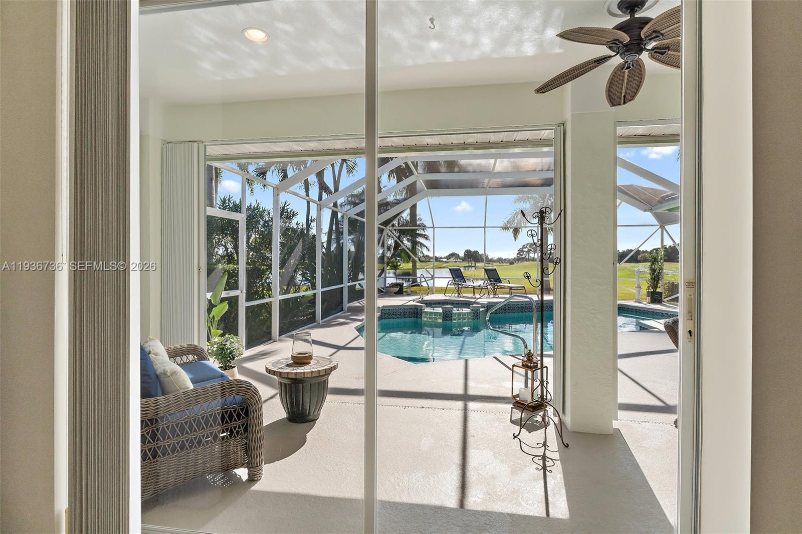 DOUBLE TREE - Residential
