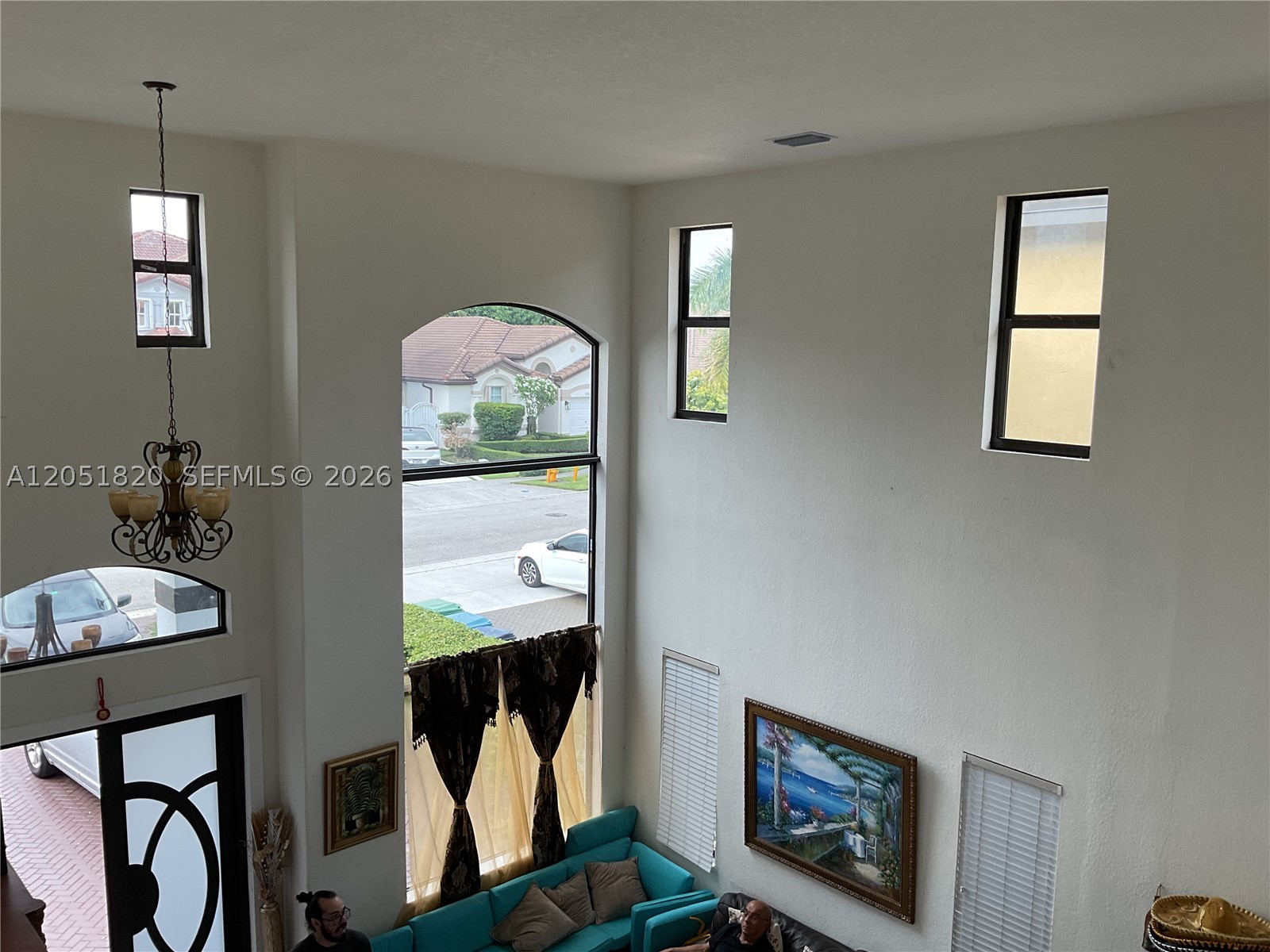 A B AT TAMIAMI TRAIL PHAS - Residential Lease