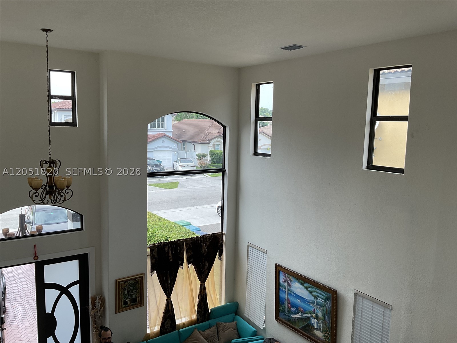 A B AT TAMIAMI TRAIL PHAS - Residential Lease