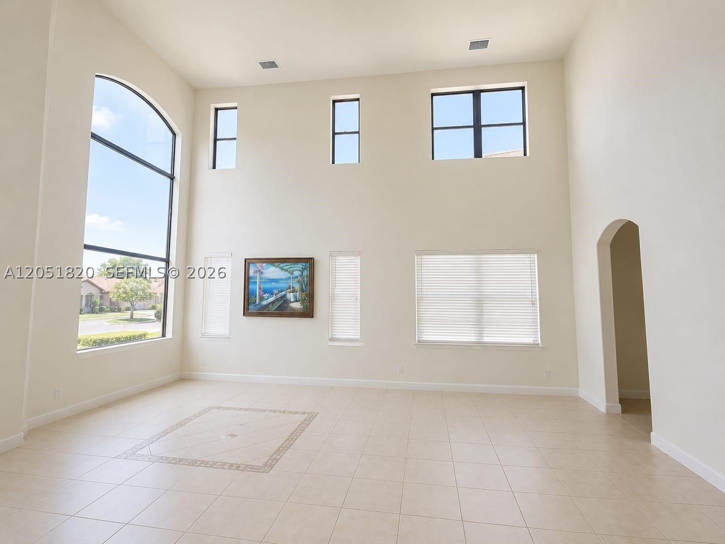 A B AT TAMIAMI TRAIL PHAS - Residential Lease
