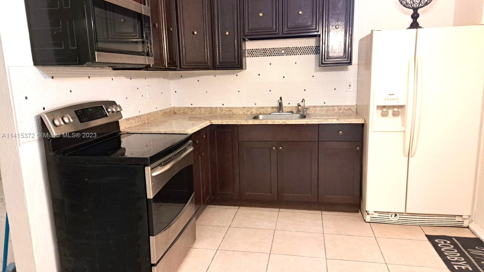 WASHINGTON PARK FOURTH AD - Residential Lease