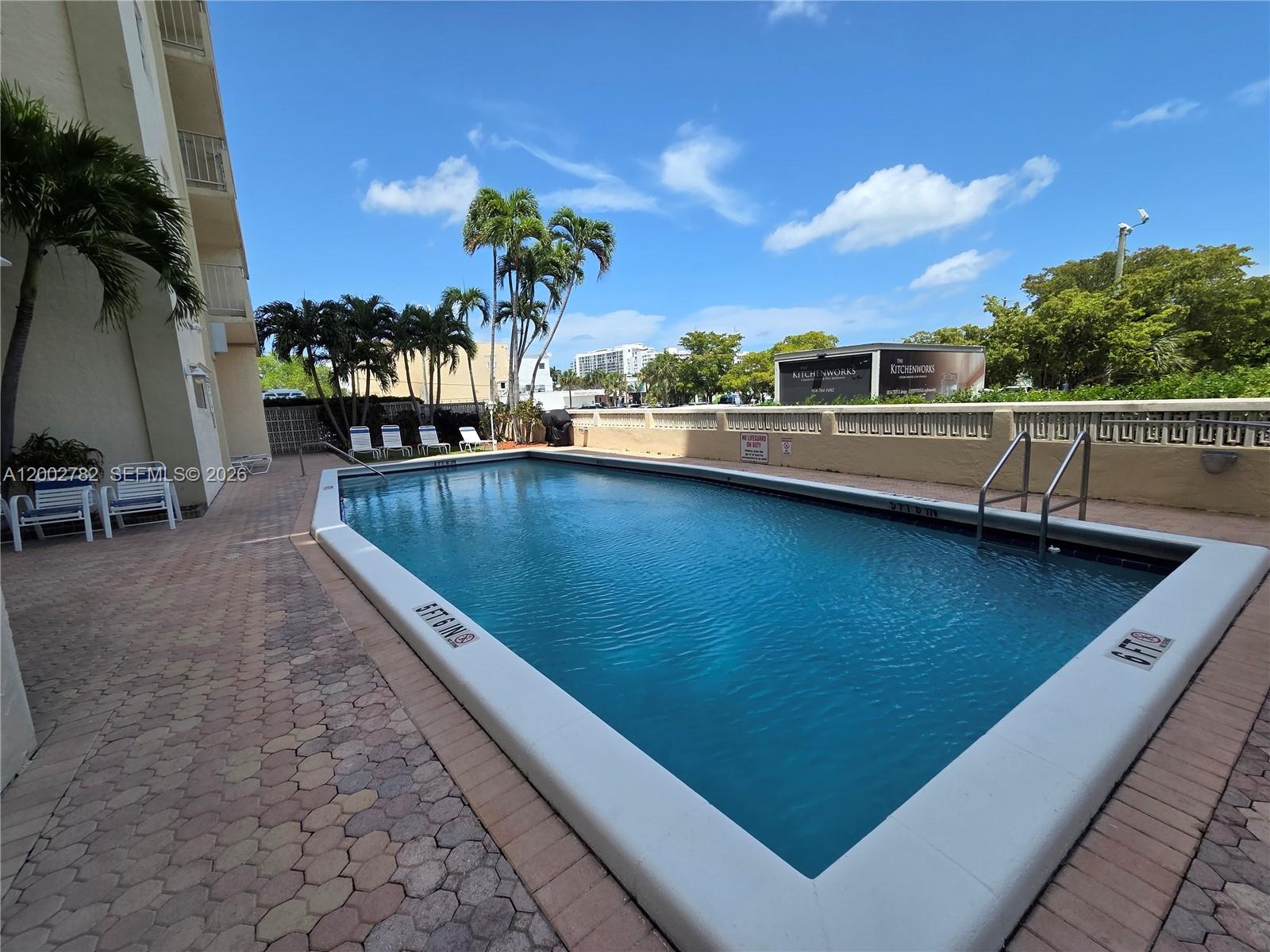 VICTORIA PARK TOWER CONDO - Residential