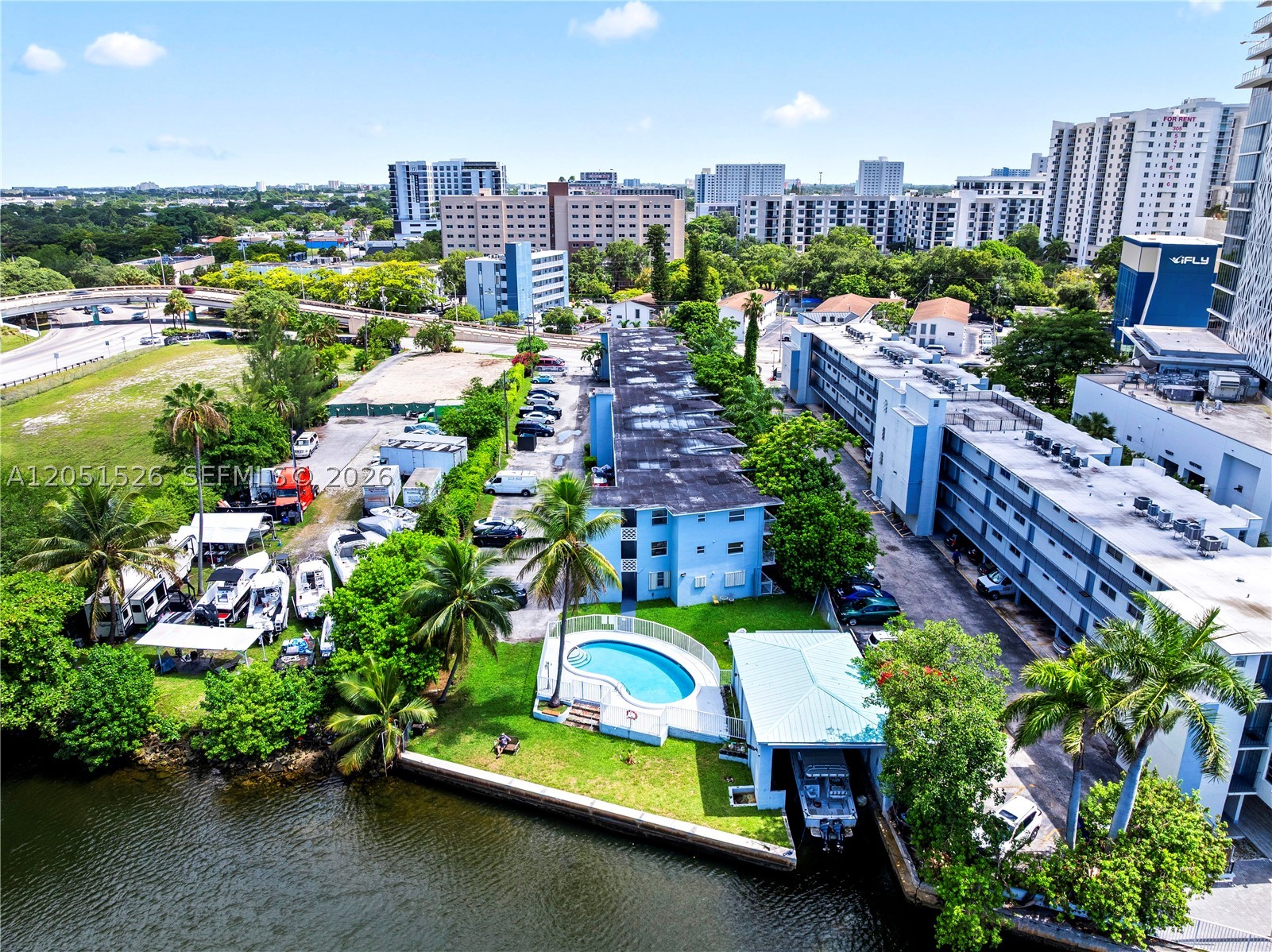 1610 RIVER PLACE CONDO - Residential