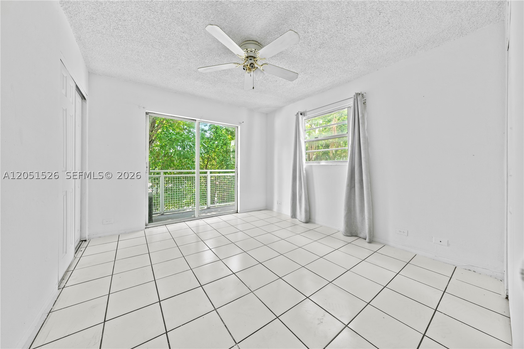1610 RIVER PLACE CONDO - Residential