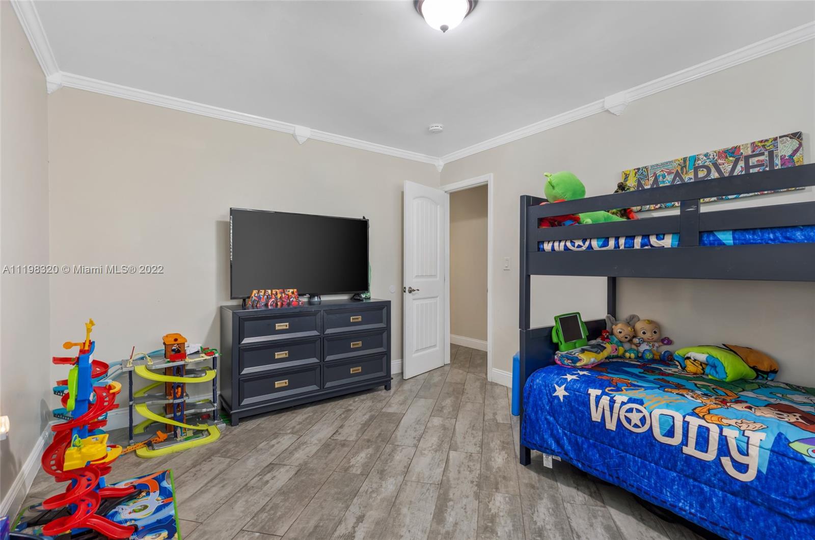 WALDIN PARK ESTATES - Residential