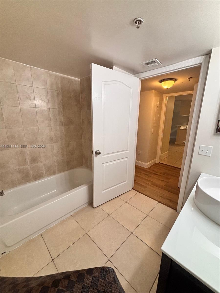 PINEHURST CLUB CONDO - Residential
