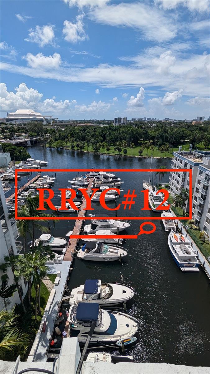 RIVER RUN YACHT CLUB COND - Land