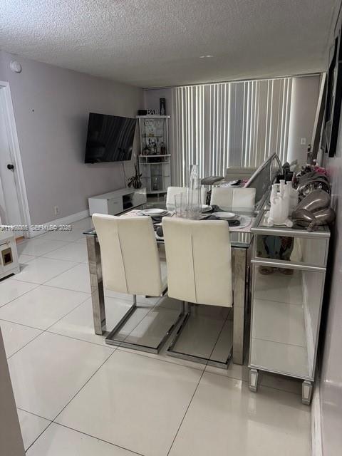 CARLTON BAY CONDO - Residential