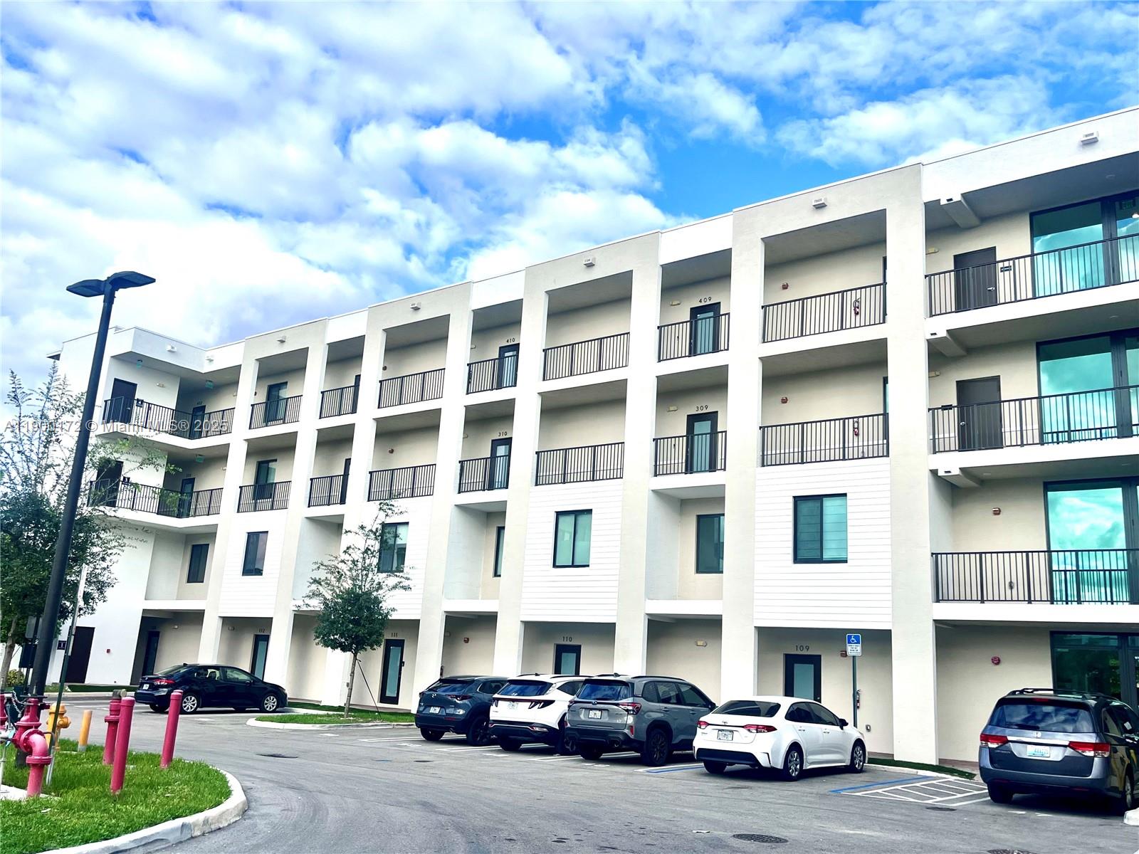 URBANA AT THE RESIDENCES - Residential
