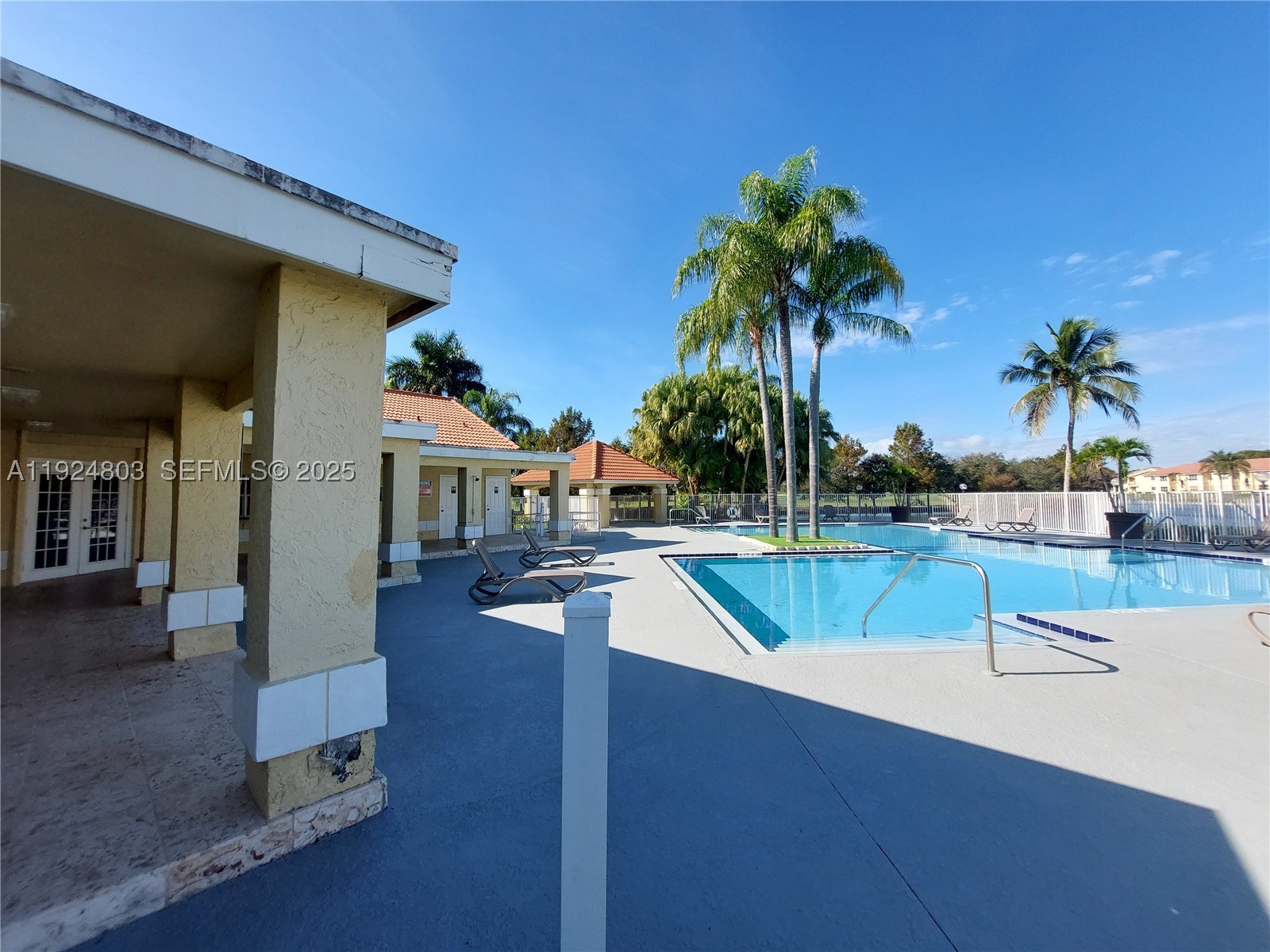 ISLES AT LAGO MAR CONDO - Residential