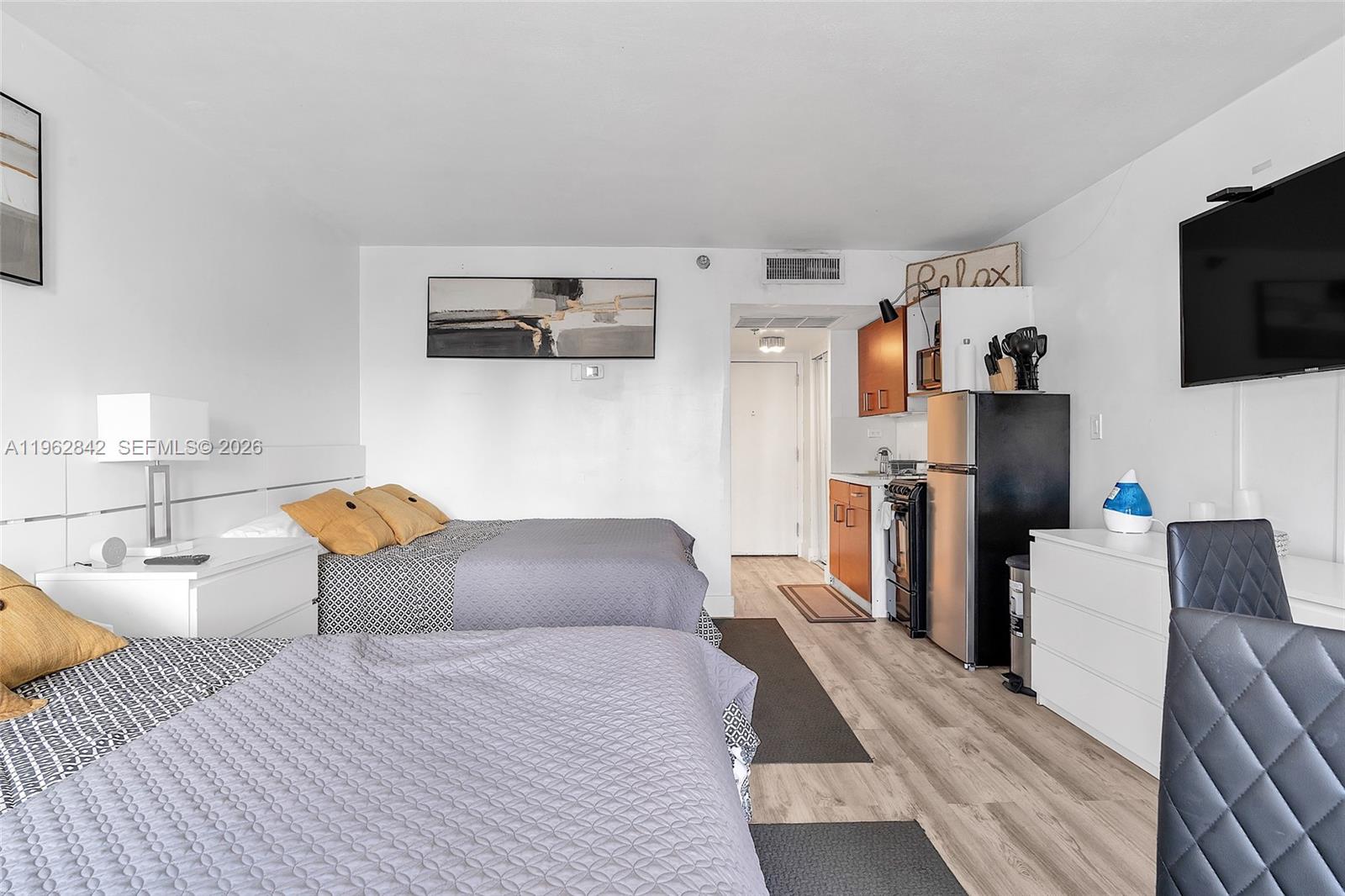 THE AVENTURA BEACH CLUB C - Residential