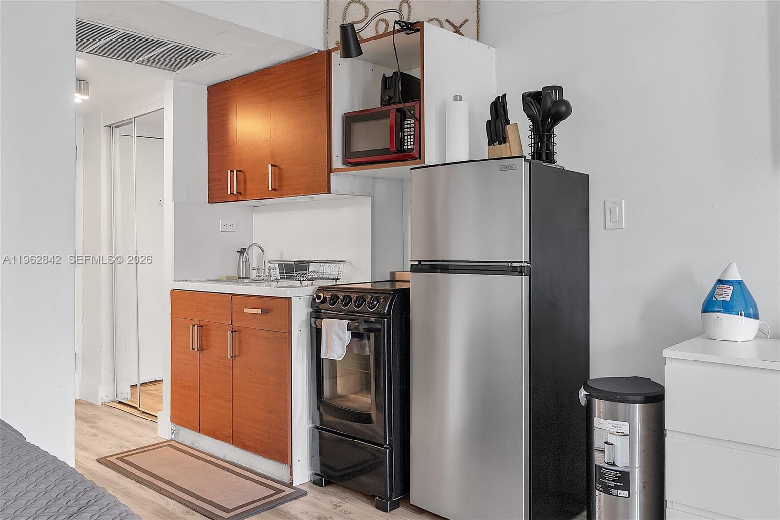 THE AVENTURA BEACH CLUB C - Residential