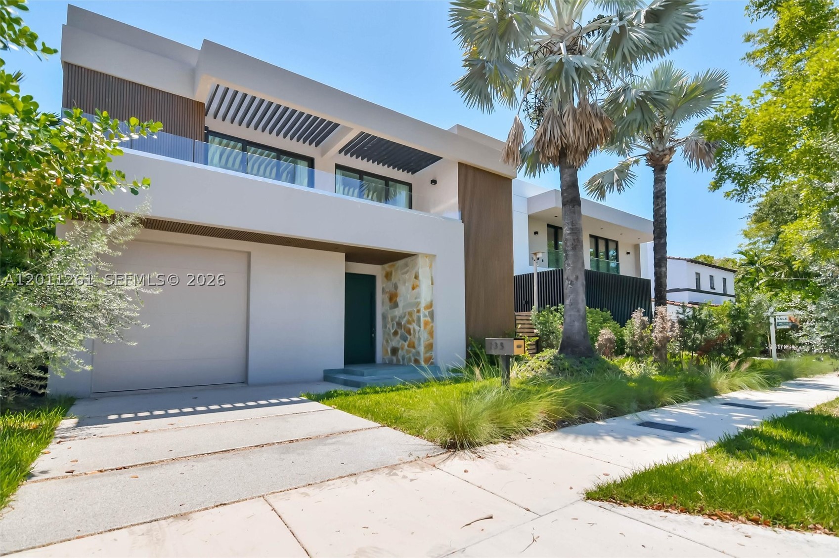 BRICKELL ESTATES - Residential