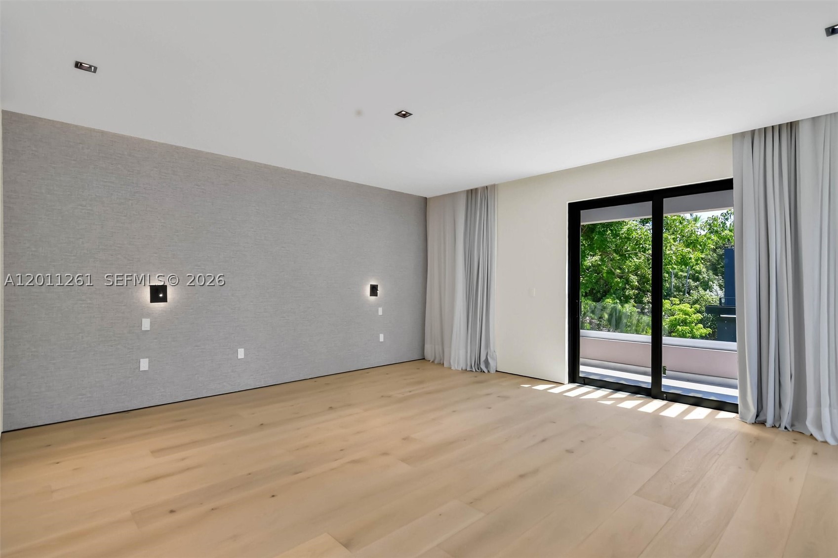 BRICKELL ESTATES - Residential