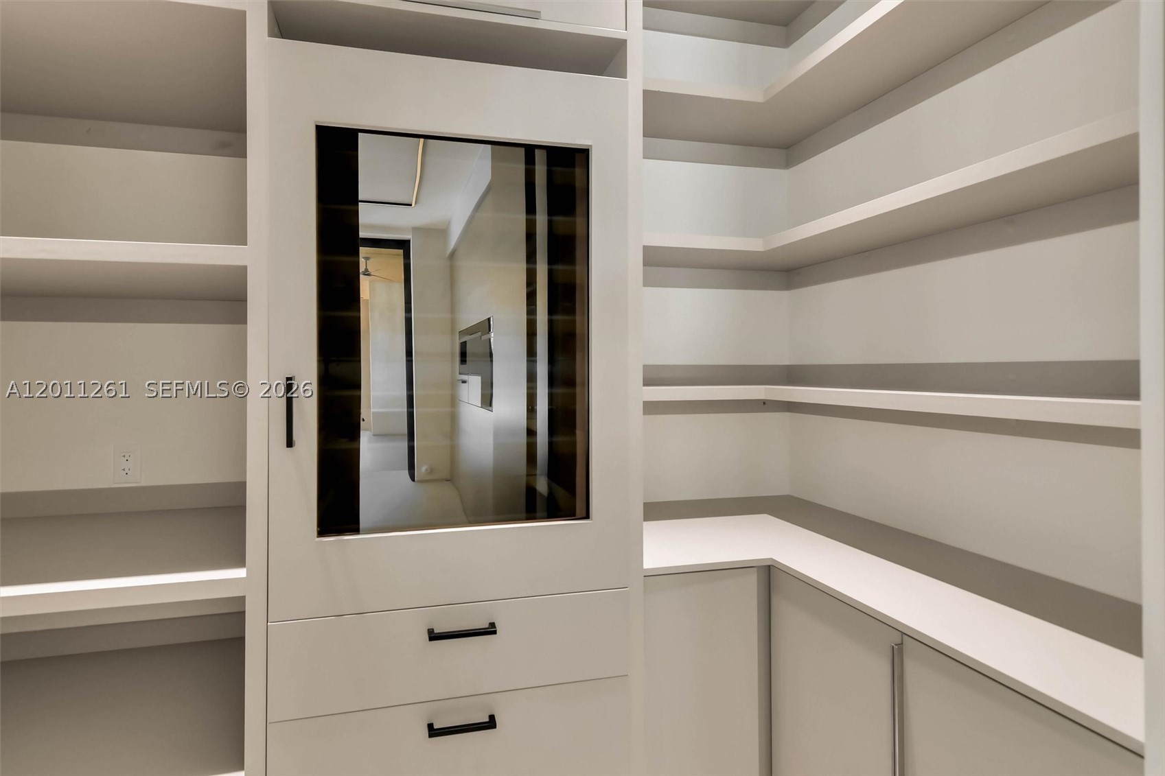 BRICKELL ESTATES - Residential