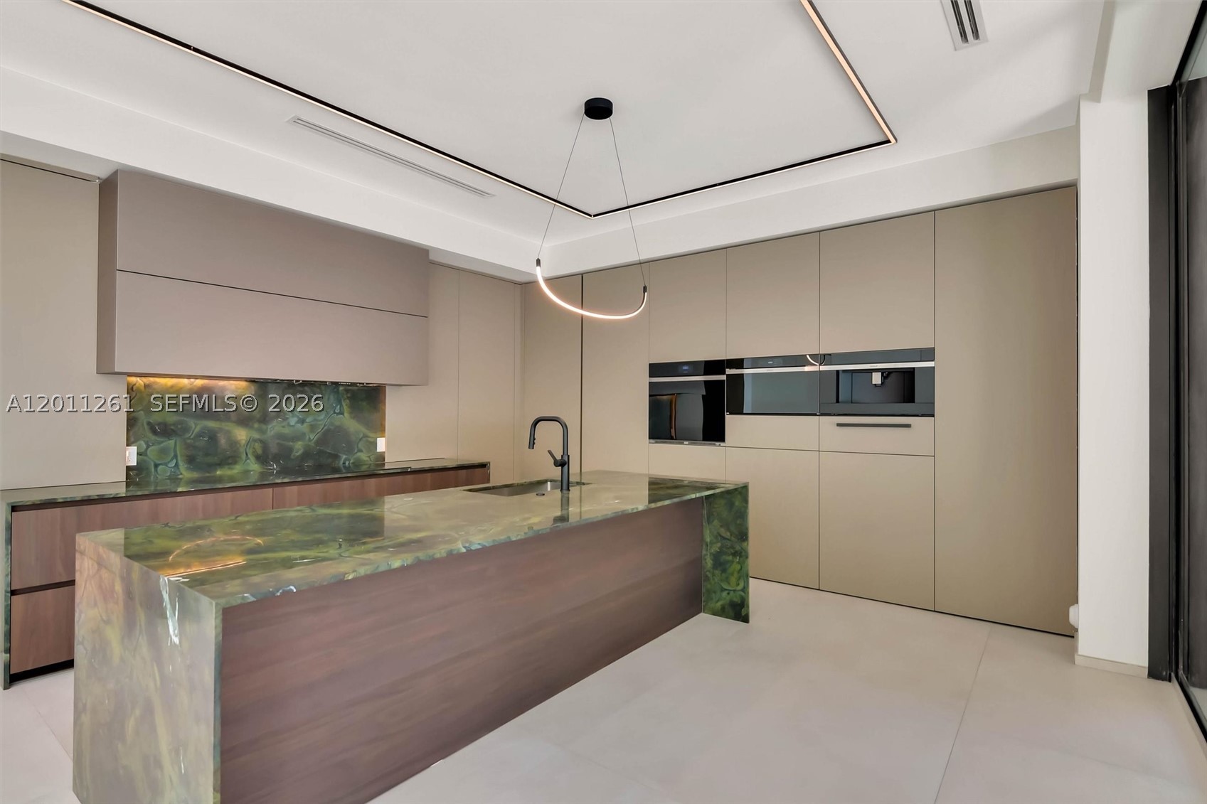BRICKELL ESTATES - Residential