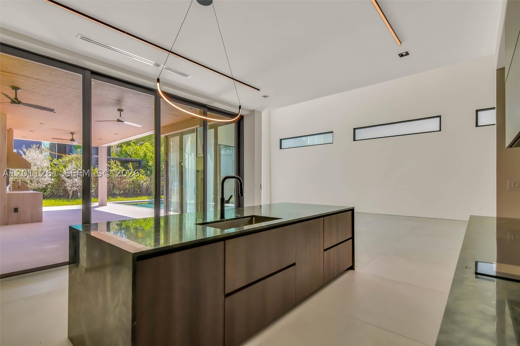 BRICKELL ESTATES - Residential