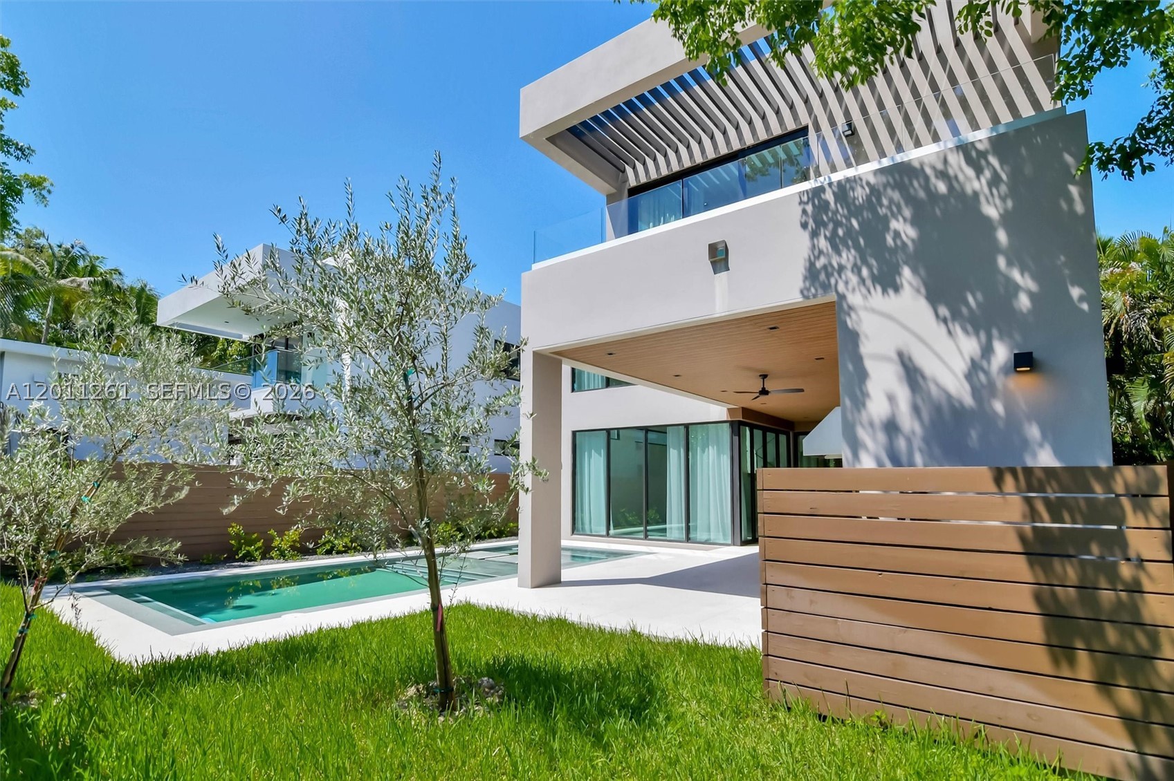 BRICKELL ESTATES - Residential