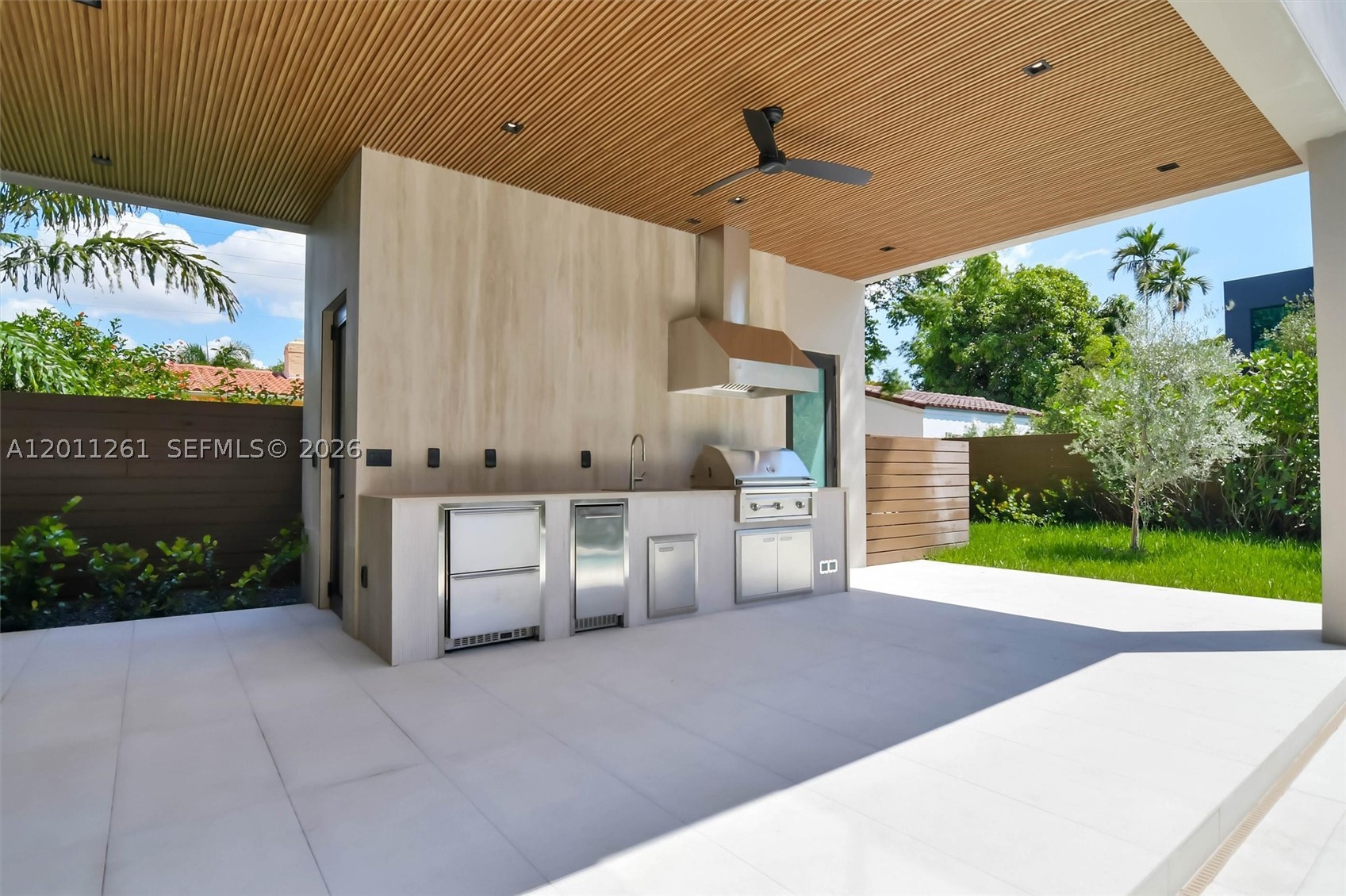BRICKELL ESTATES - Residential