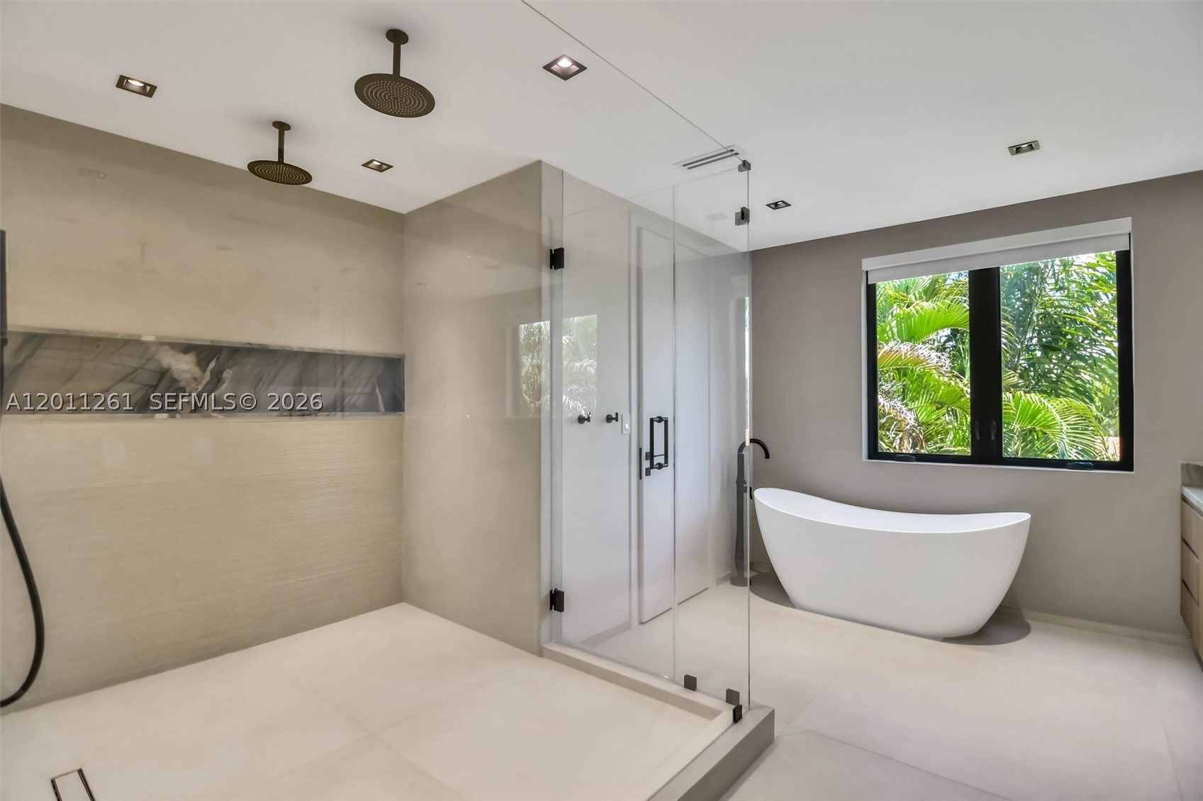 BRICKELL ESTATES - Residential