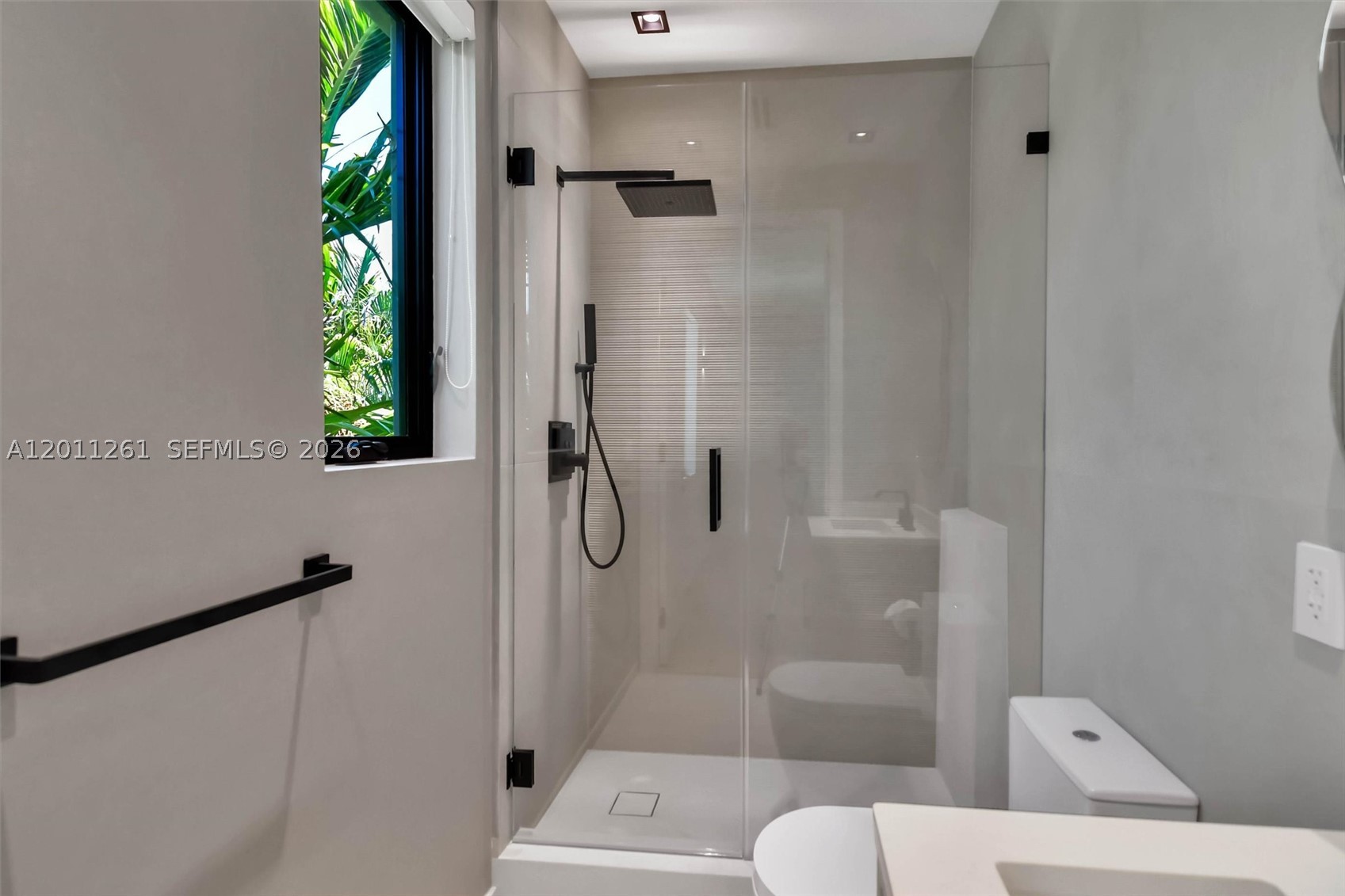 BRICKELL ESTATES - Residential