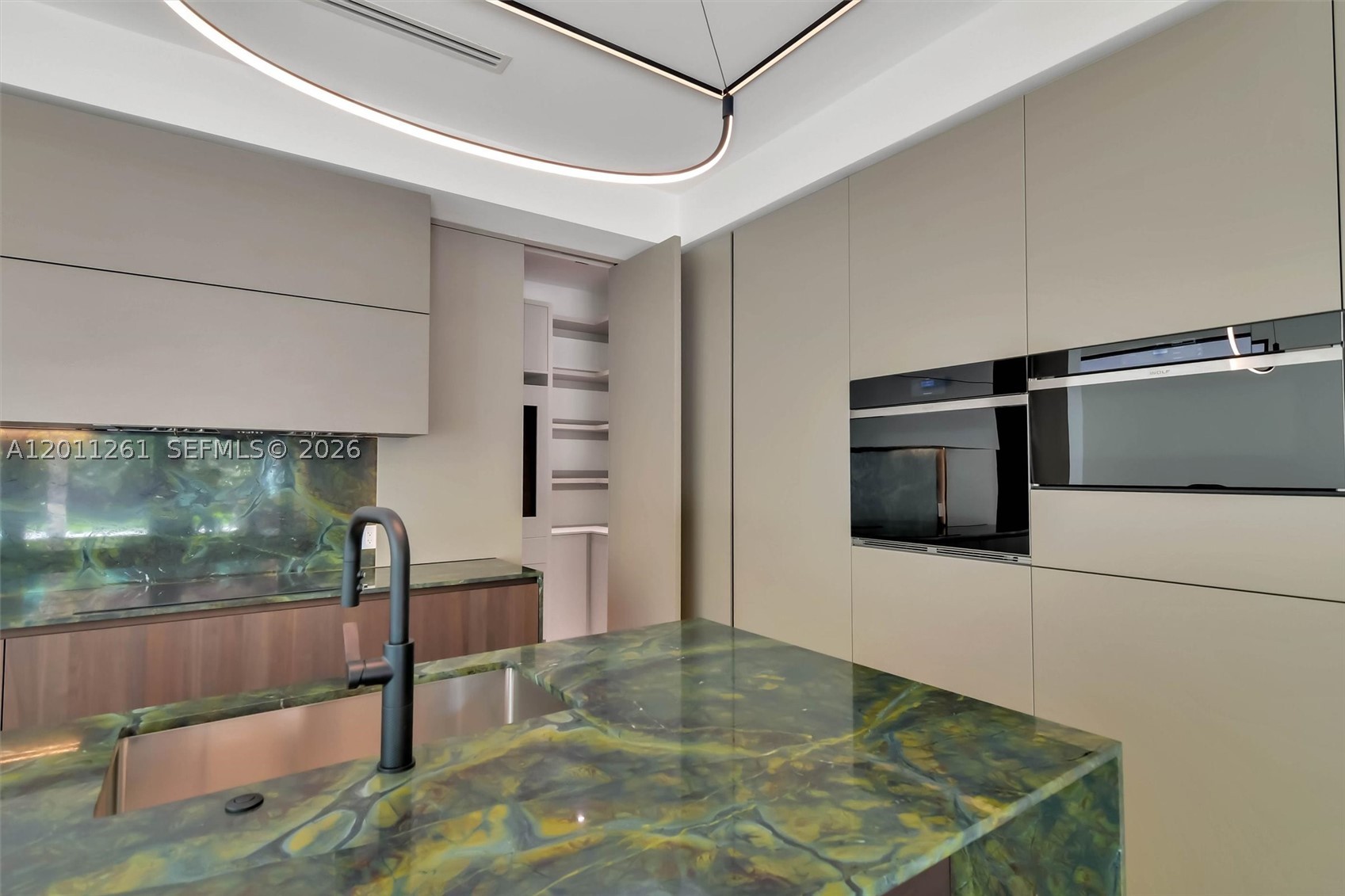 BRICKELL ESTATES - Residential