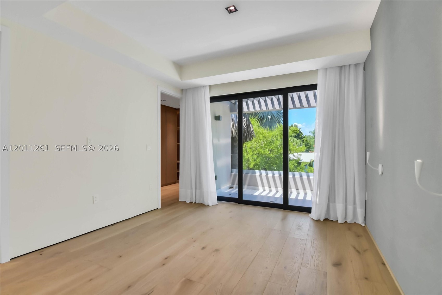 BRICKELL ESTATES - Residential