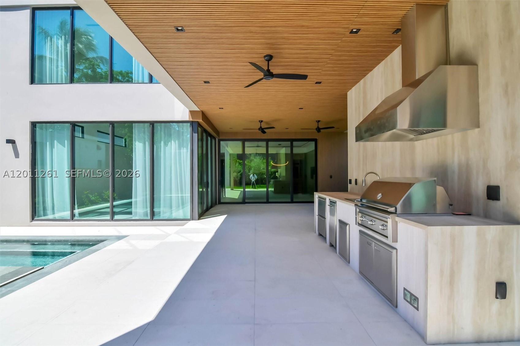 BRICKELL ESTATES - Residential