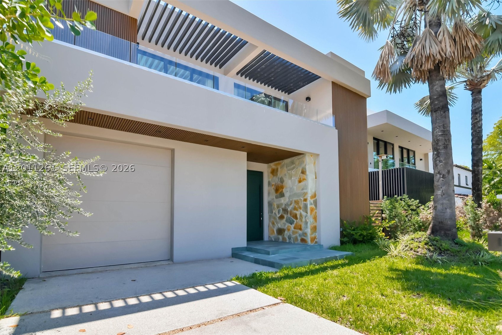 BRICKELL ESTATES - Residential